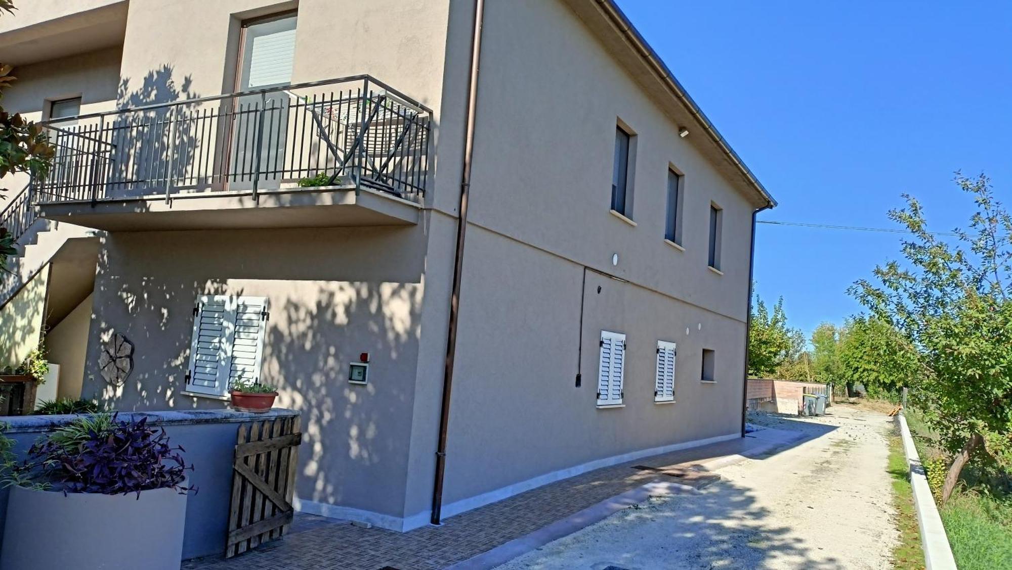 Marco - Camere Con Bagno Privato Vicino Al Centro โฟลีโญ ภายนอก รูปภาพ